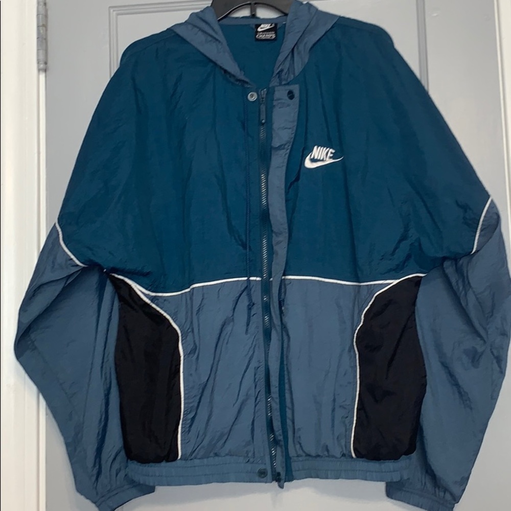 Vintage 90’s Nike Windbreaker Champs Exclusive - Picture 2 of 11